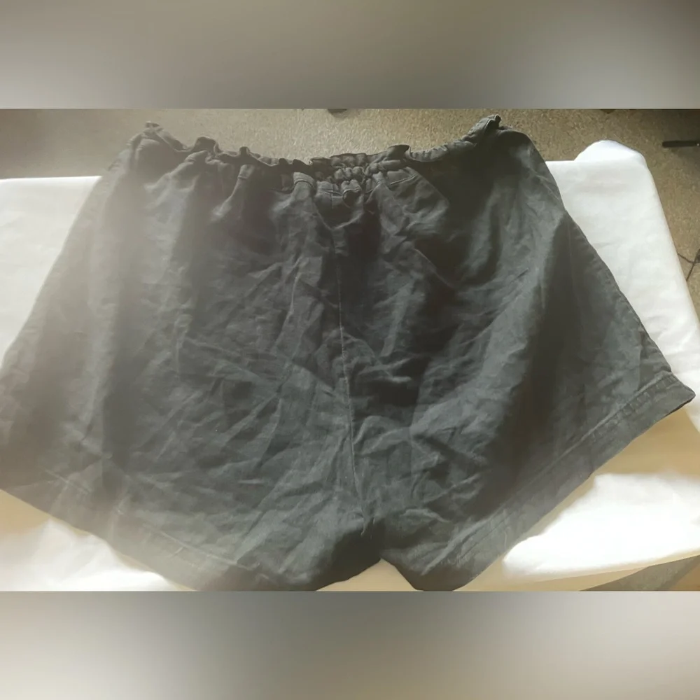 Black Linen H&M Lettuce Trim shorts Size 12 - Picture 4 of 8